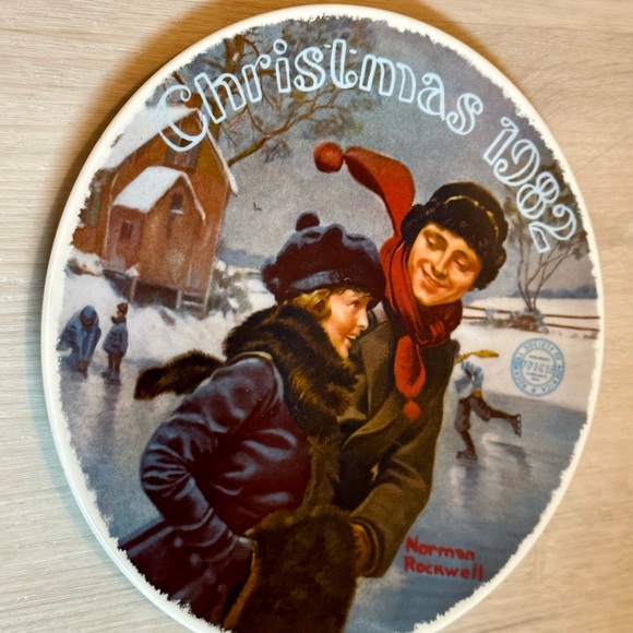 Rare Norman Rockwell Christmas 1982 Collector Plate w/ Certificate of Authority - Picture 4 of 16